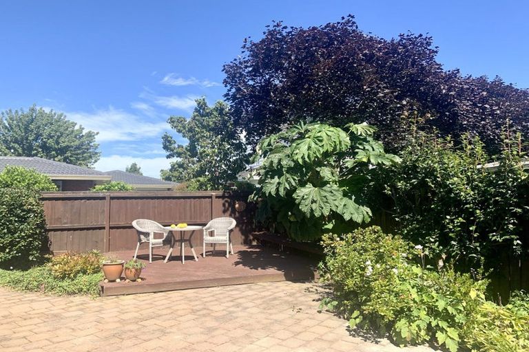 Photo of property in 1/16a Sayers Crescent, Ilam, Christchurch, 8041