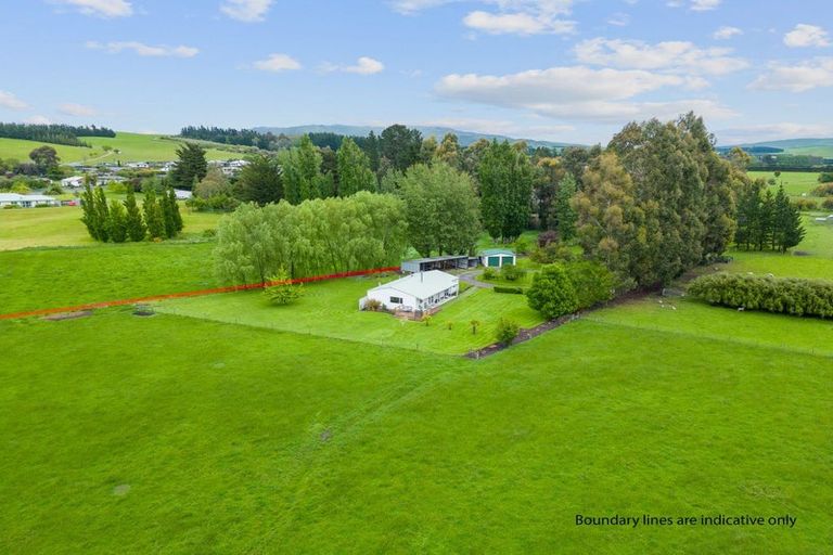 Photo of property in 10 Singleton Street, Waikari, 7420