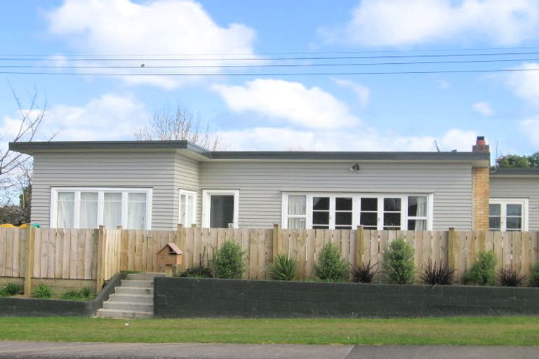 Photo of property in 2/14 View Road, Papakura, 2110