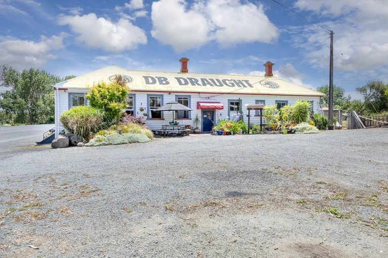 Photo of property in 3090 State Highway 14, Tangiteroria, 0381