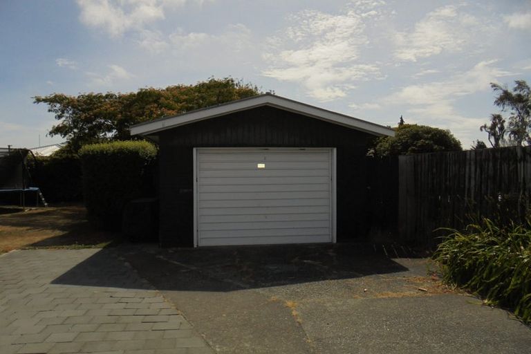 Photo of property in 11 Everest Street, Burnside, Christchurch, 8053