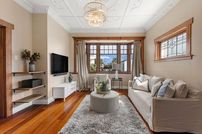 Photo of property in 35 Puriri Street, Miramar, Wellington, 6022