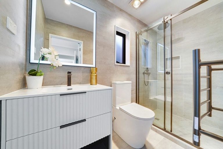 Photo of property in 39b Huia Road, Papatoetoe, Auckland, 2025