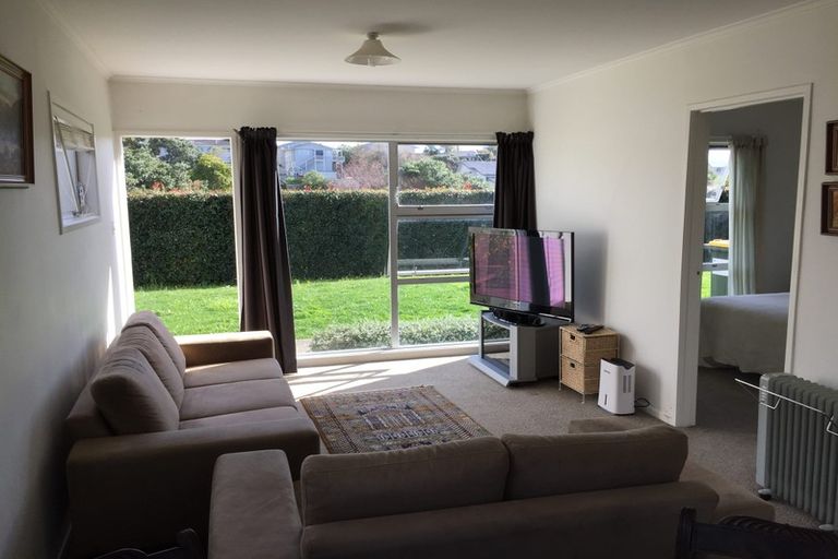 Photo of property in 2/11 Ripon Crescent, Meadowbank, Auckland, 1072