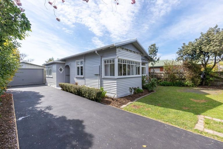 Photo of property in 76 Barrington Street, Somerfield, Christchurch, 8024
