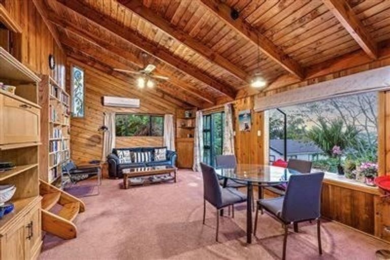 Photo of property in 55 Don Buck Road, Massey, Auckland, 0614