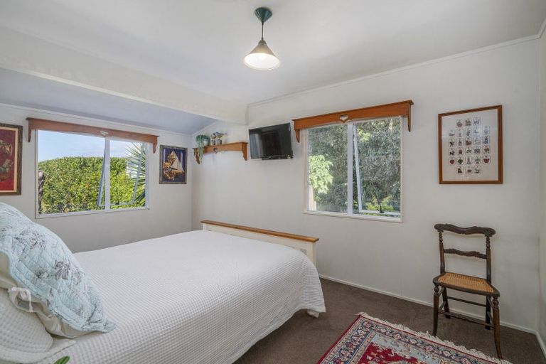 Photo of property in 19 Grange Road, Hahei, Whitianga, 3591