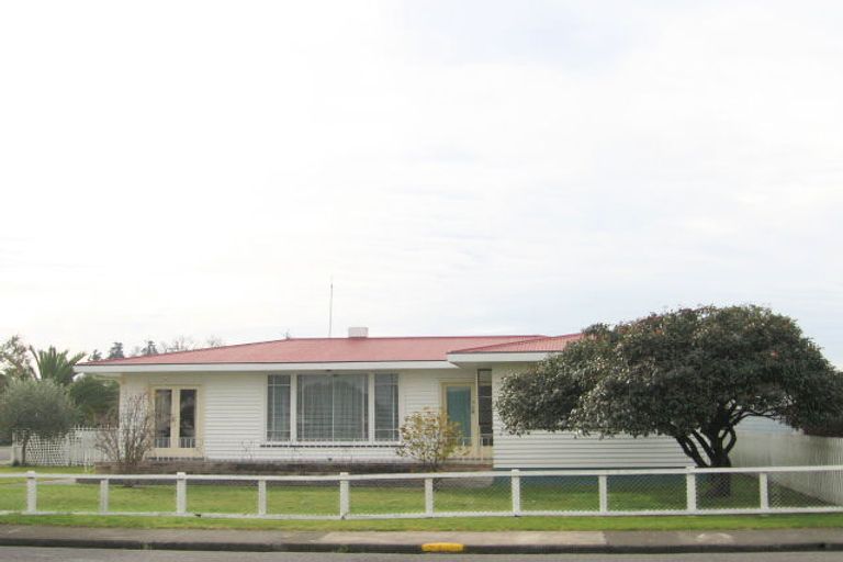 Photo of property in 230 Warwick Road, Mayfair, Hastings, 4122