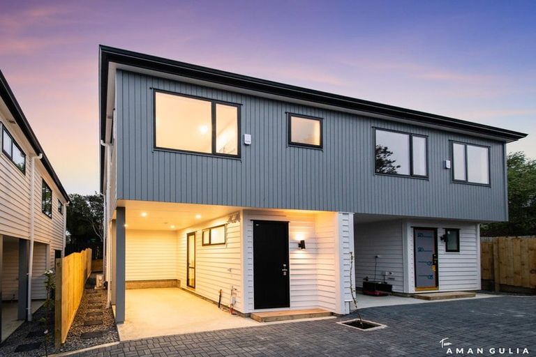 Photo of property in 8d Butterworth Drive, Glendene, Auckland, 0602