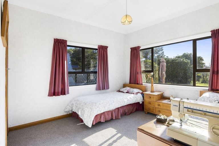 Photo of property in 18 Egmont Street, Hawera, 4610