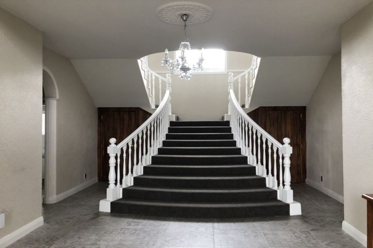 Photo of property in 24 Deseret Road, Temple View, Hamilton, 3218