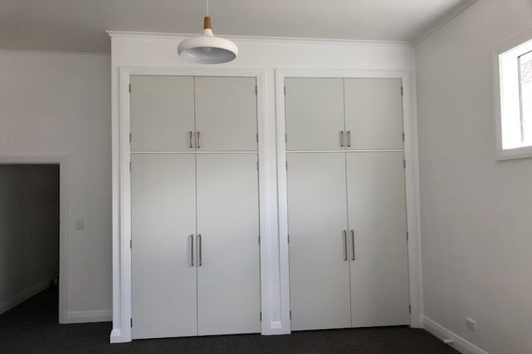 Photo of property in 136 Brougham Street, Mount Victoria, Wellington, 6011