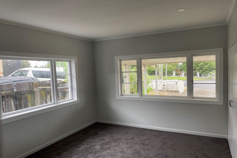Photo of property in 2/42 Kautami Avenue, Papatoetoe, Auckland, 2025