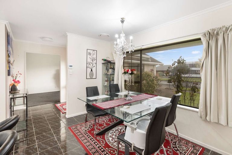 Photo of property in 95 John F Kennedy Drive, Milson, Palmerston North, 4414