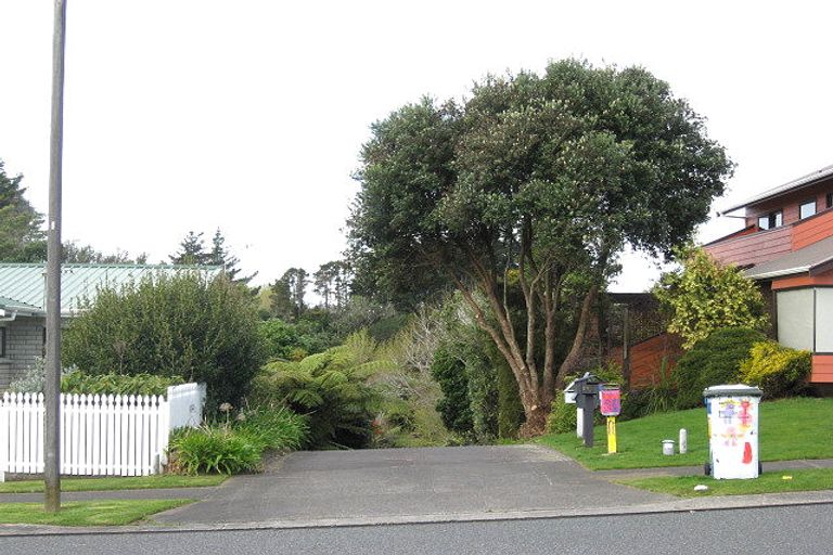 Photo of property in 58a Karina Road, Merrilands, New Plymouth, 4312