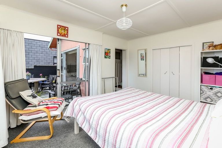 Photo of property in 44b Whiteley Street, Moturoa, New Plymouth, 4310