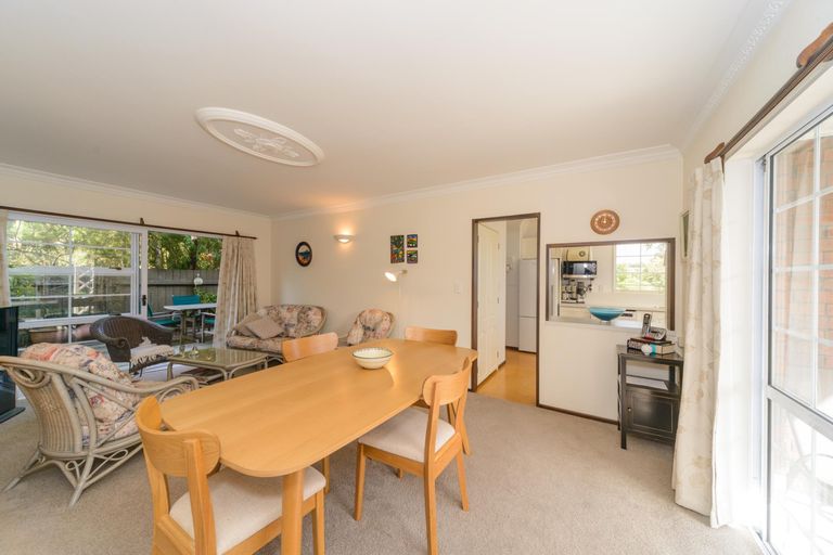 Photo of property in 26a Karina Terrace, Roslyn, Palmerston North, 4414