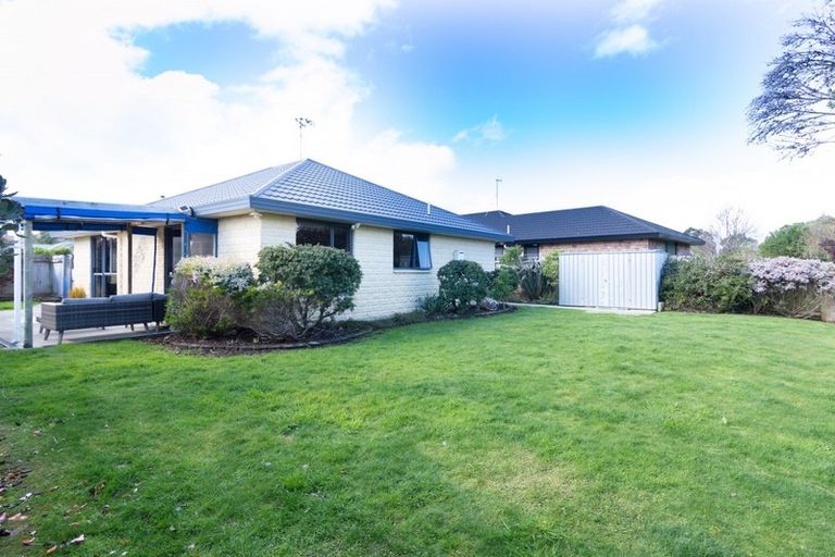 Photo of property in 12 Aspen Way, Kelvin Grove, Palmerston North, 4414