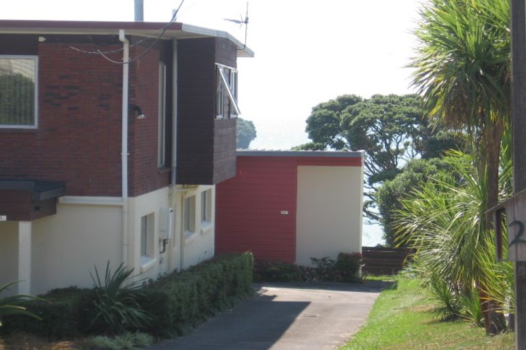 Photo of property in 31a Bournemouth Terrace, Murrays Bay, Auckland, 0630