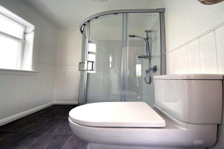 Photo of property in 2/7 Blucher Avenue, Newtown, Wellington, 6021