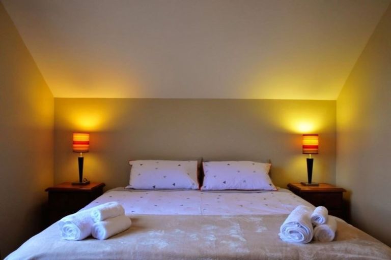 Photo of property in 1/8 Cottesmore Close, Burnside, Christchurch, 8053