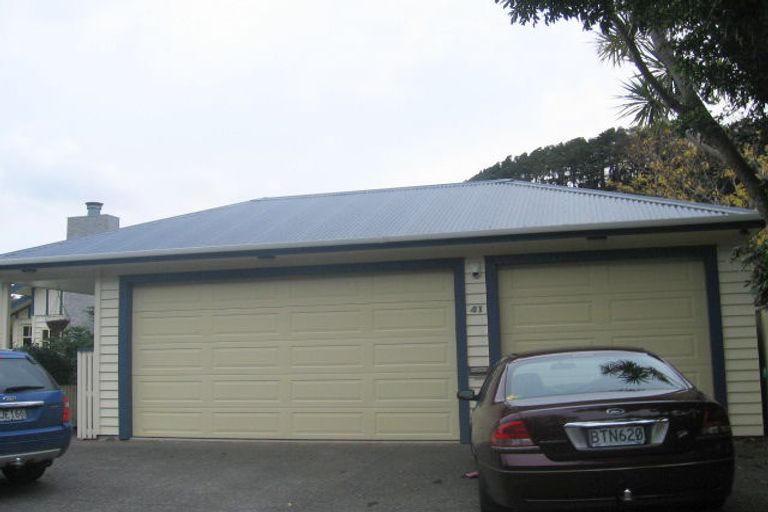 Photo of property in 41 Cheviot Road, Lowry Bay, Lower Hutt, 5013