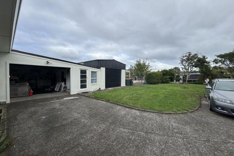 Photo of property in 67b Clawton Street, Westown, New Plymouth, 4310