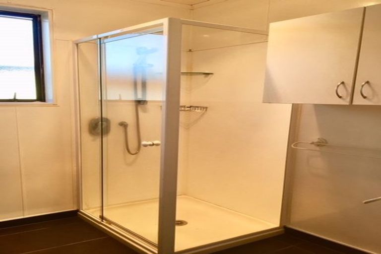 Photo of property in 1/143 Te Irirangi Drive, Flat Bush, Auckland, 2019