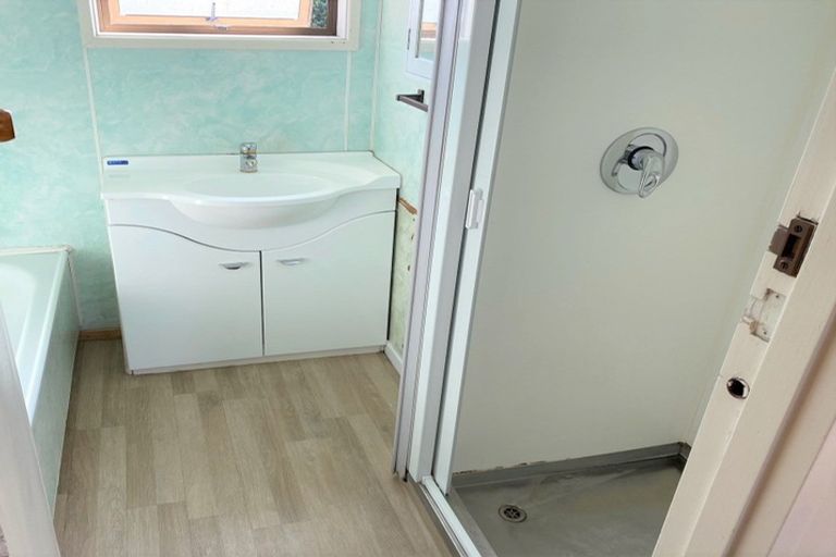 Photo of property in 19 Ben Keys Street, Te Puke, 3119