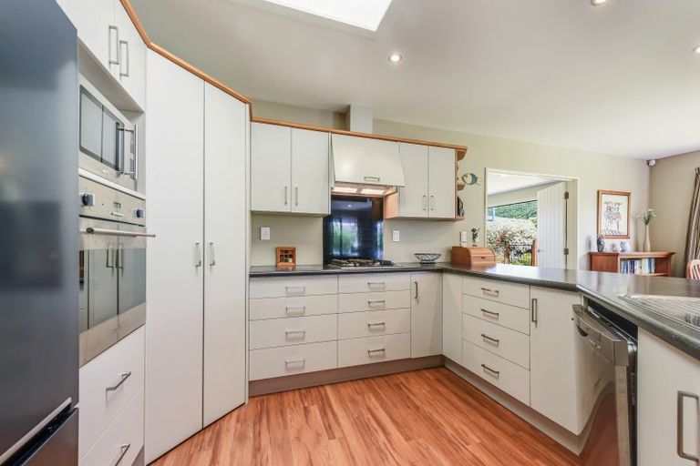 Photo of property in 8 Nautique Place, Waikawa, Picton, 7220