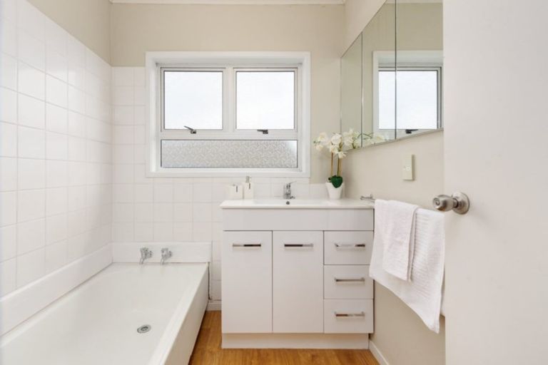 Photo of property in 1282a Papamoa Beach Road, Papamoa Beach, Papamoa, 3118