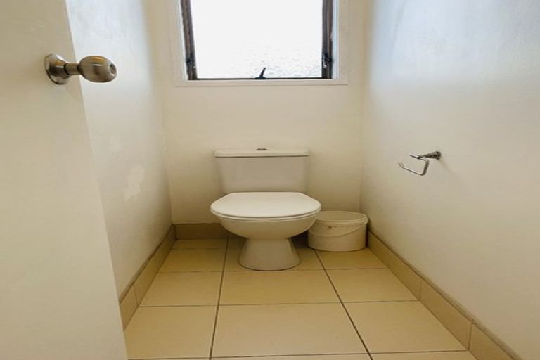 Photo of property in 49 Dissmeyer Drive, Clover Park, Auckland, 2019