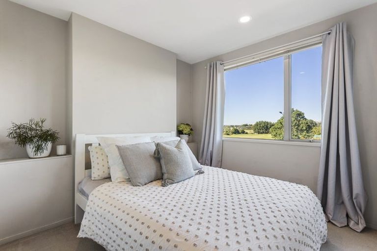 Photo of property in Shoal Haven Apartments, 408a/130 Anzac Street, Takapuna, Auckland, 0622