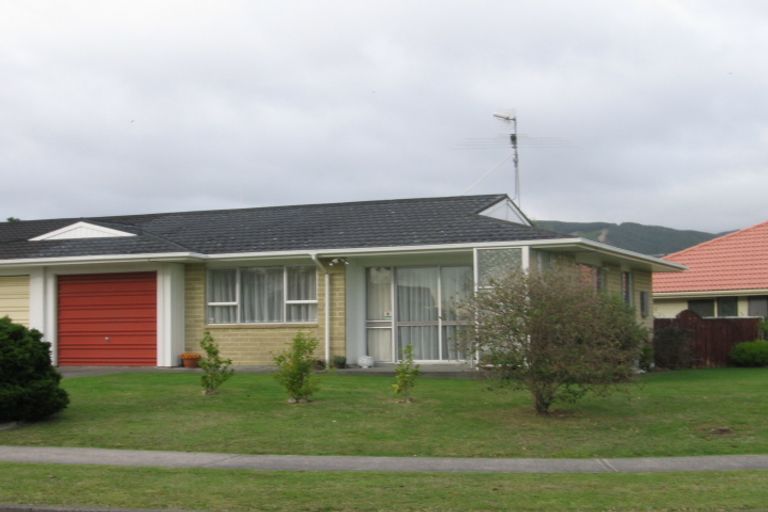 Photo of property in 5 Kanawa Street, Waikanae, 5036