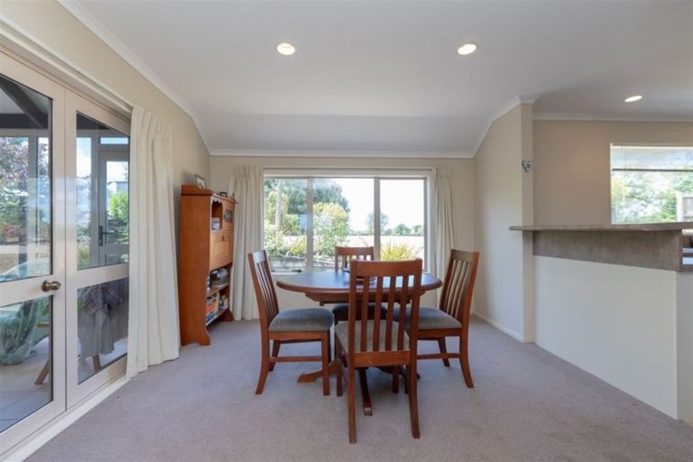 Photo of property in 12 Cadman Court, Rototuna, Hamilton, 3210