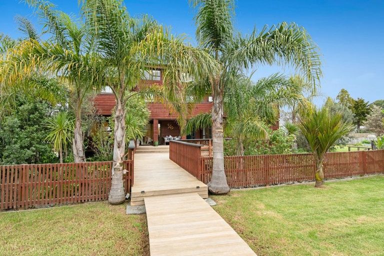 Photo of property in 43 Langton Road, Stanmore Bay, Whangaparaoa, 0932