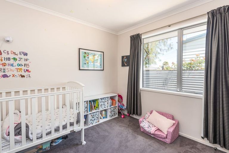 Photo of property in 32 Cumnor Terrace, Woolston, Christchurch, 8023