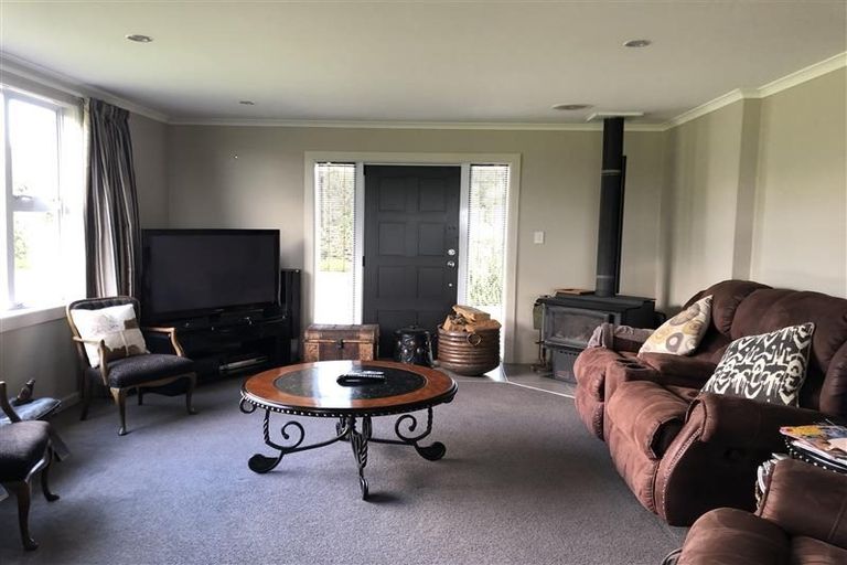 Photo of property in 8 Brown Street, Foxton, 4814