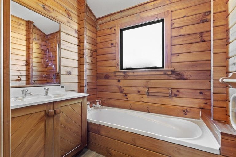 Photo of property in 218 Gelling Road, Hunua, Papakura, 2583