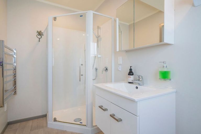 Photo of property in 5 Pipi Dune, Whitianga, 3510