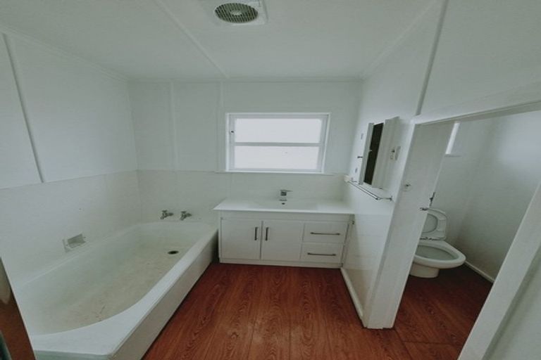 Photo of property in 124 Helvetia Road, Pukekohe, 2120