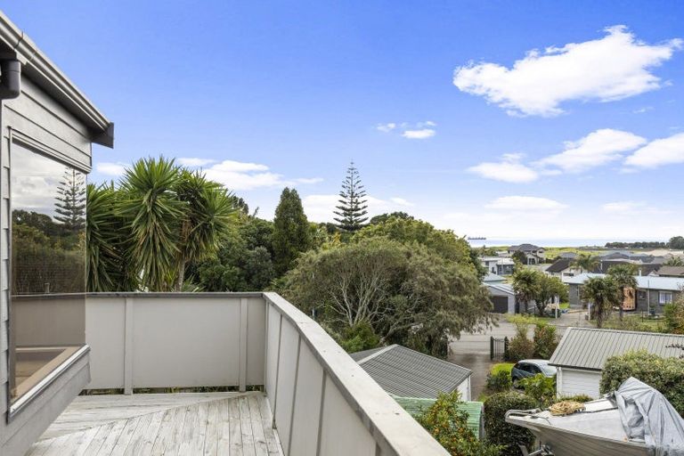 Photo of property in 8a Walmer Grove, Bell Block, New Plymouth, 4312