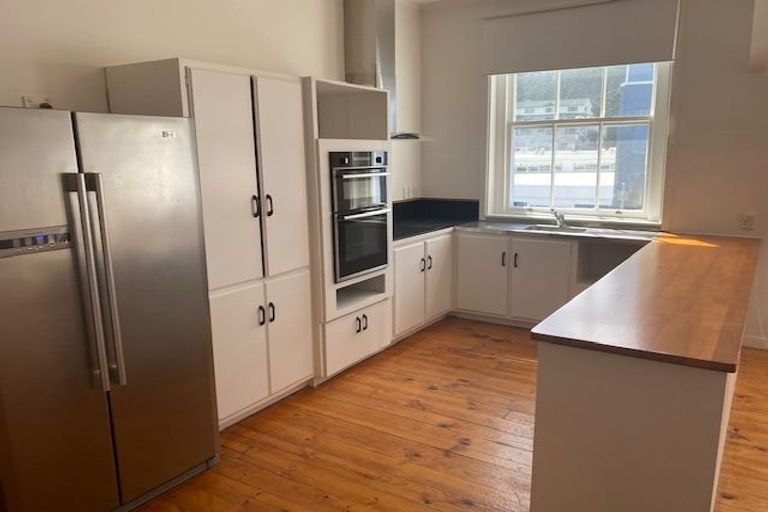 Photo of property in 1/2 King Street, Mount Cook, Wellington, 6021