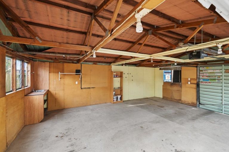 Photo of property in 3 Raymond Road, Bromley, Christchurch, 8062