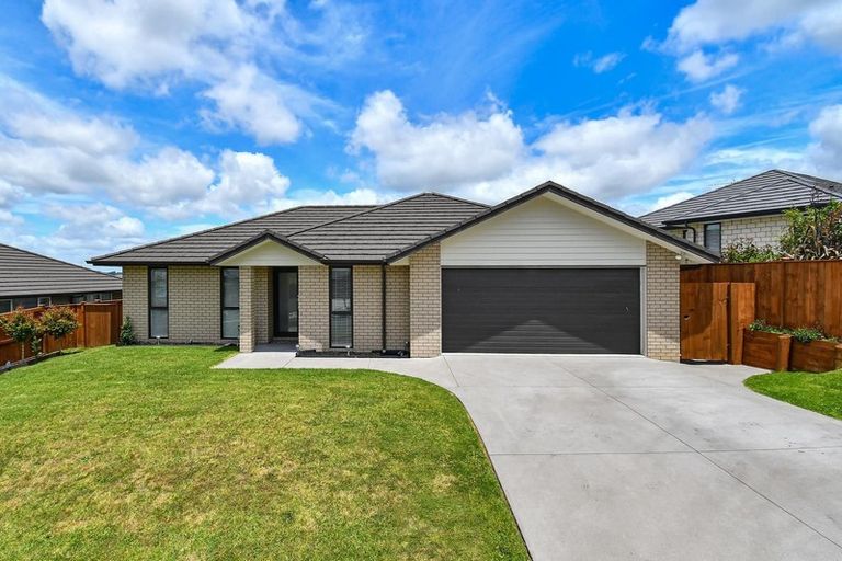 Photo of property in 10 Helenvale Crescent, Pokeno, 2402