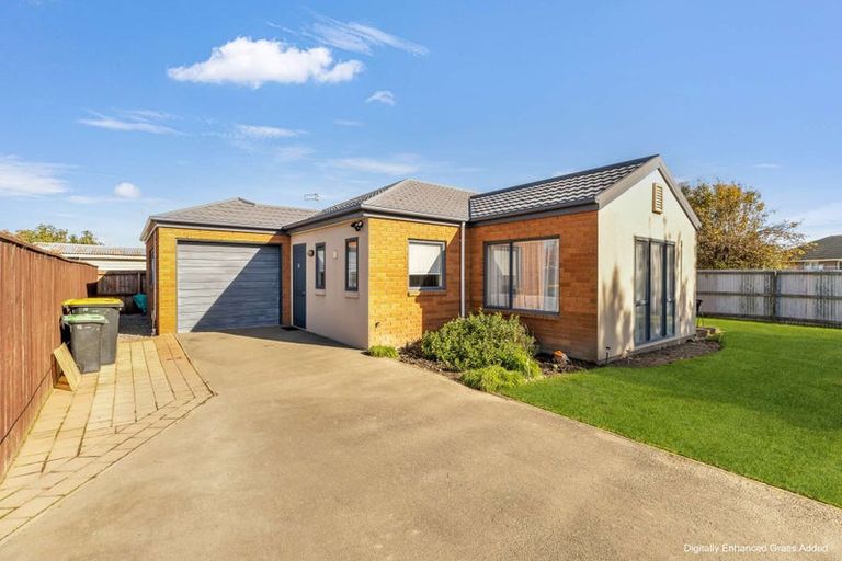 Photo of property in 142a Springs Road, Hornby, Christchurch, 8042