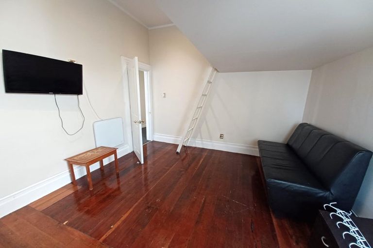 Photo of property in 1-3 Mudges Terrace, Newtown, Wellington, 6021