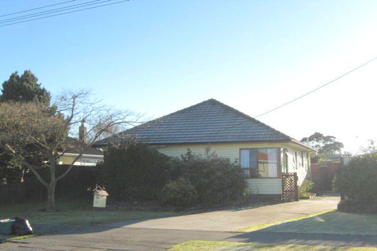 Photo of property in 14 Roberts Road, Hei Hei, Christchurch, 8042