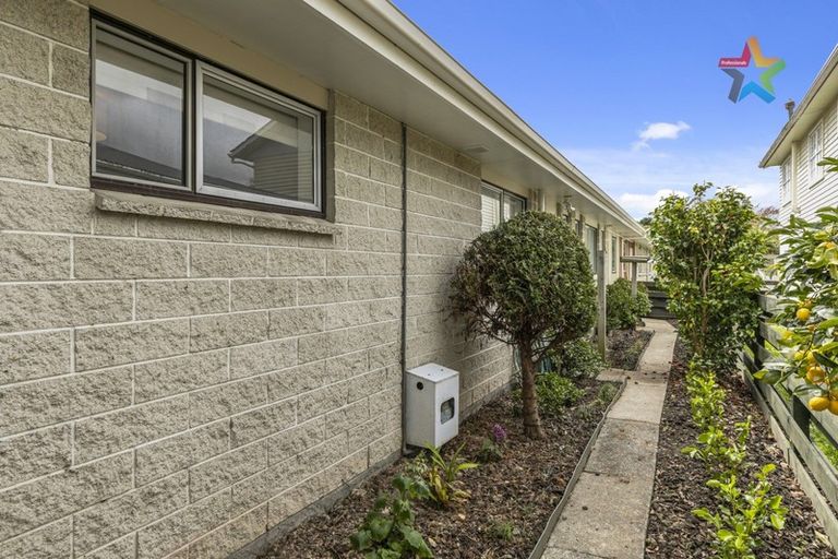 Photo of property in 9a Birdwood Road, Waterloo, Lower Hutt, 5011