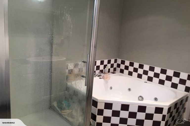 Photo of property in 41a Beach Road, Pahurehure, Papakura, 2113